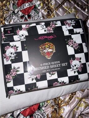 Ed Hardy Checkered 6-piece Queen Sheet Set.NWT